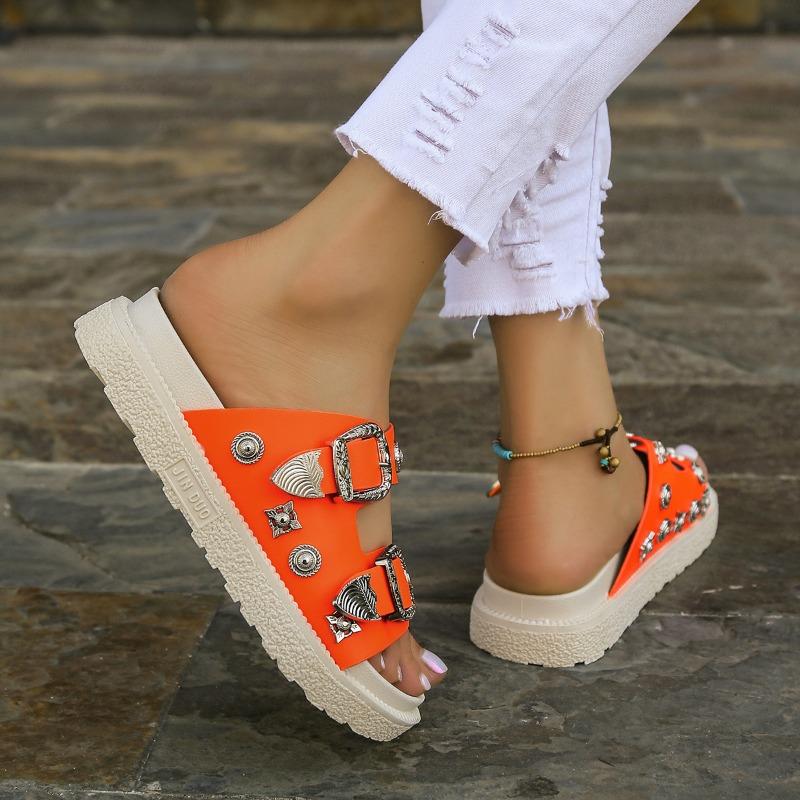 Women's Oversized Slippers New European and American Belt Buckle Willow Nail Flat Slippers Outerwear Open-toe Flip Sandals