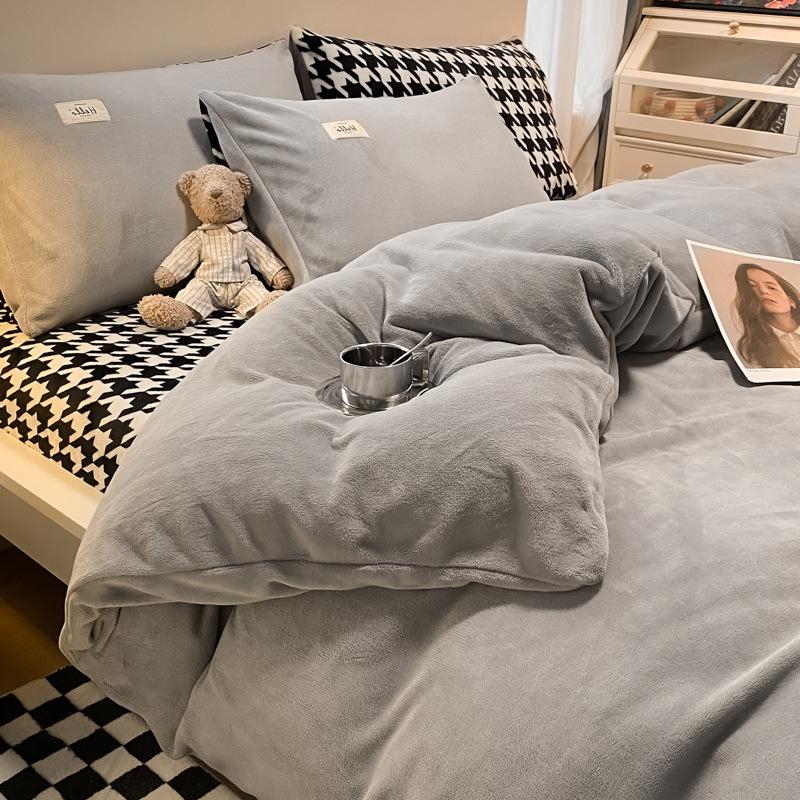 Unprinted Style Mixed And Matched Thickened Milk Fleece Four-Piece Quilt Cover Student Dormitory Three-Piece Bedding