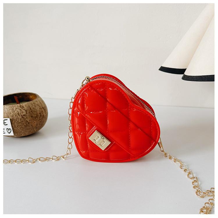 Pvc Heartshaped Mini Jelly Bag With Chain Strap For Kids Daily Use