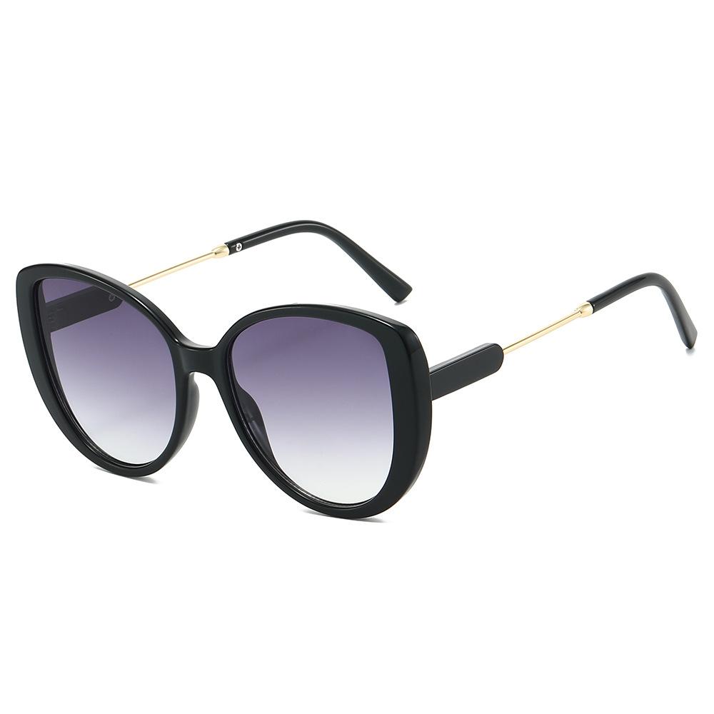 Korean Version Personality Large Frame CatEye Sunglasses Outdoor UV400 Luxury Sunglasses Women Fashion Travel Decoration Eyewear