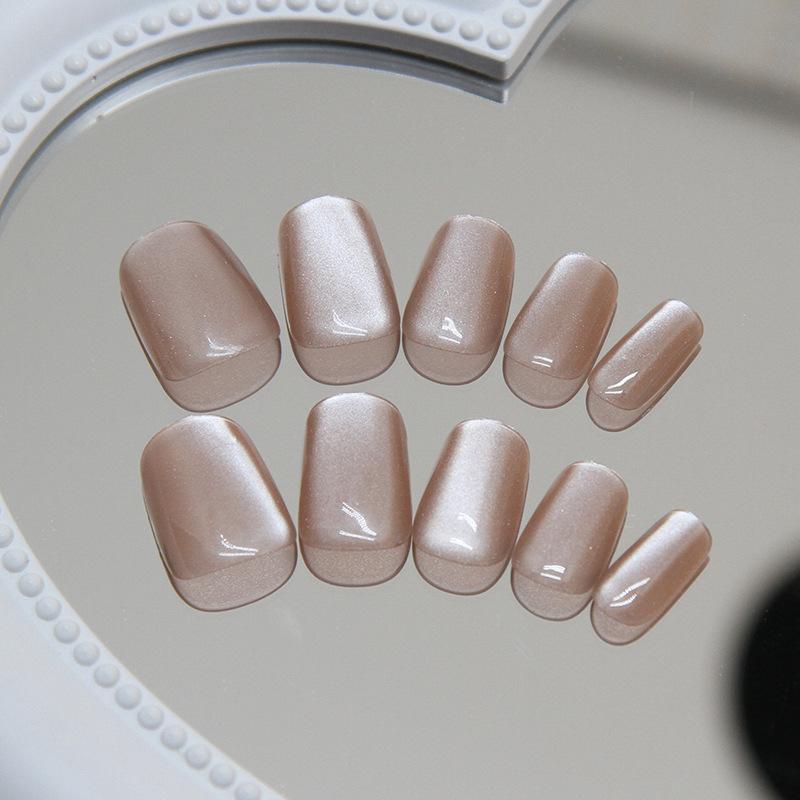 24 Pieces Pure Desire Cat's Eye Nude Wear Nail Small Short T Ballet Nail Flash White Fake Nail Wear Nail Can Be Mixed Batch