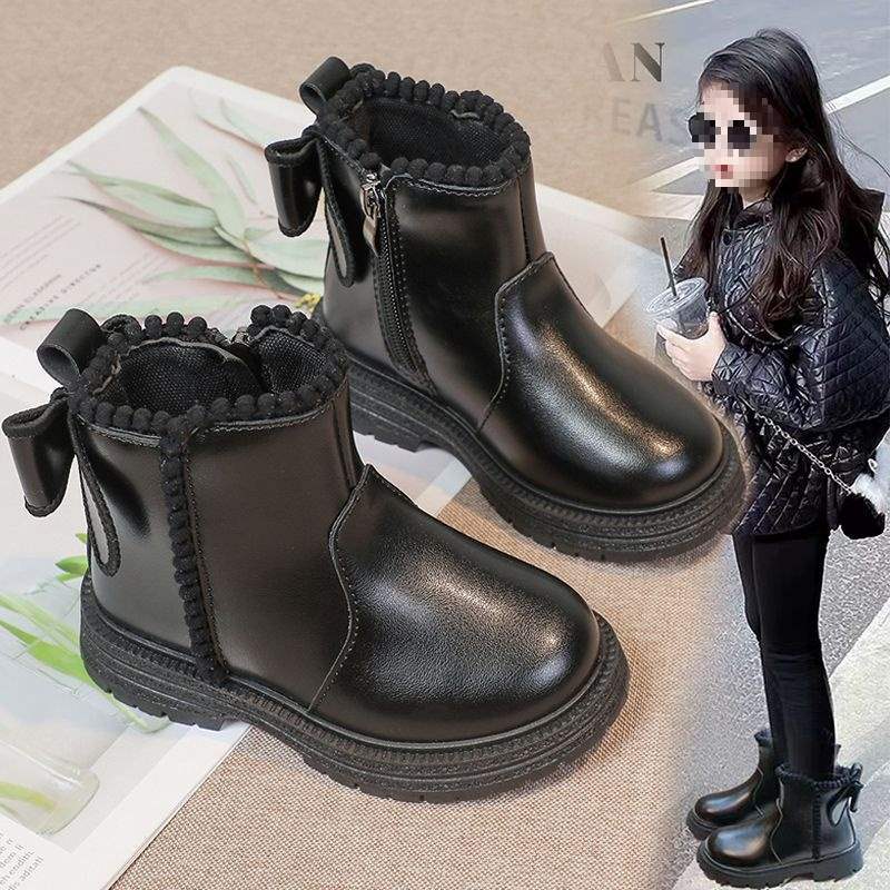 Classmate 2025 fried street girls small fragrant wind short boots children's princess shoes autumn and winter foreign style versatile velvet Mart