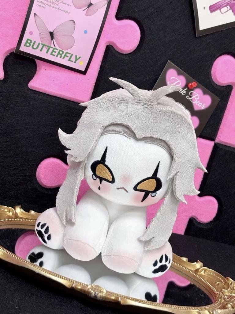 Anime Der verrückte Zirkus Pierrot Langohren Hut 20cm Sitzende Haltung Figuren Kissen Weicher Körper Maskottchen Plüschtiere Kissen Sofakissen