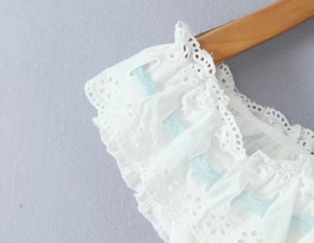 Lace Trim One-Shoulder Camisole - Color Block Slimming Button-Down for Women