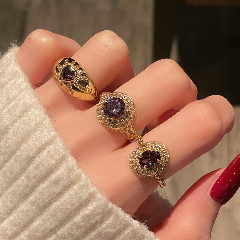 Purple Gas Donglai Medieval Style Love Purple Diamond Zir*****Pen Ring Luxury Heavy Industry Advanced Sense Personality Ring