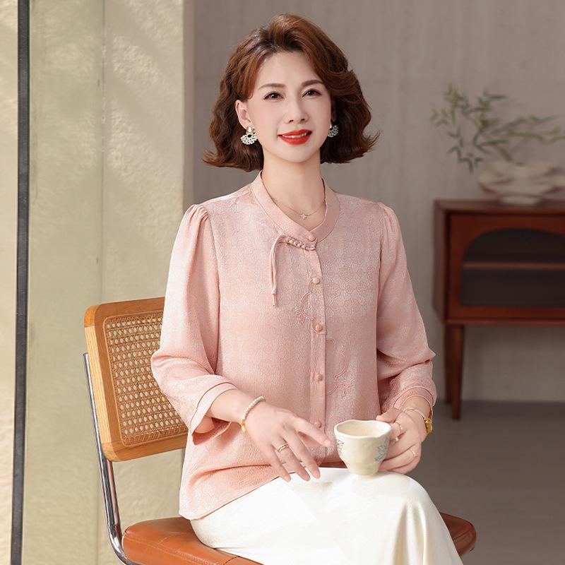 Mom's 2026 Chinese-Style Seven-Sleeve Loose Top - Stylish Spring/Summer Wear for Middle-Aged and Elderly Women