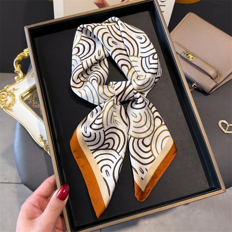 Fashion New Luxury  Silk Square Scarf Floral Women Neck Scarves Hair Bandana Headkerchief Shawl Wrap Hijab Echarpe