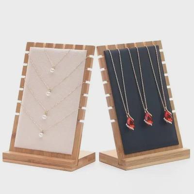 Creazione di gioielli e bijoux – Portagioie ed espositori per gioielli