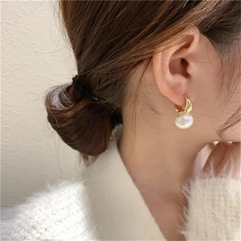 Pearl Earrings With Light Luxury Retro Double-Sided Ear Buckles, The First Choice For Fashionable And Simple Temperament Earrings As Gifts