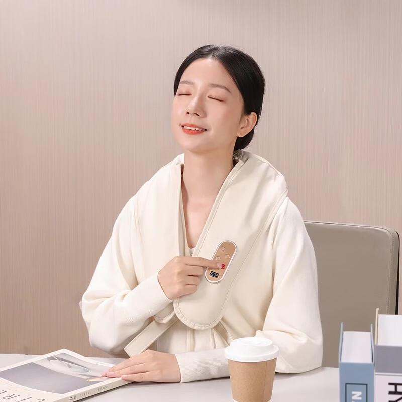 Breo Neck & Shoulder Hammering Massager CN plug (adapter included)