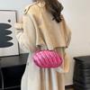 Exquisite acrylic leaf corrugated women's dinner bag 25 new niche versatile women's shoulder messenger bag