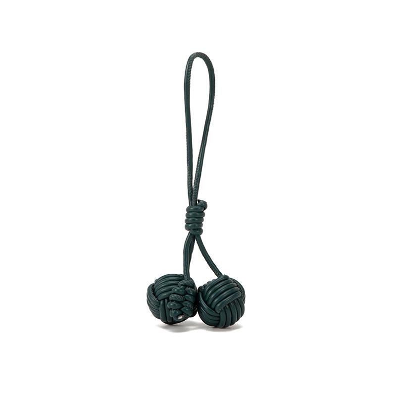 New Snowball Pendant Handwoven Ball Versatile Women's Bag Jewelry Simple and Atmospheric Bag Pendant