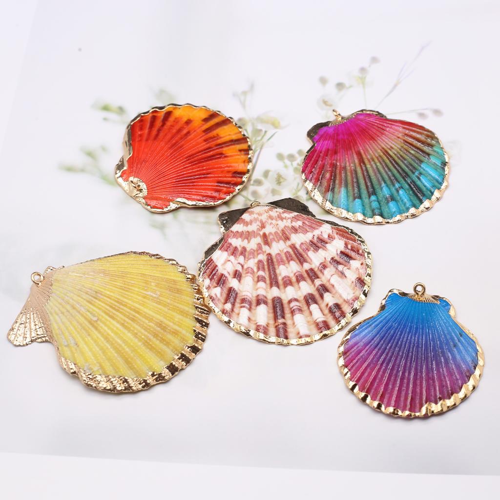 3Pcs, Natural Shell Colorful Conch Pendant, Boho Handcrafted Golden Edged Charms, for DIY Necklace Accessories, Jewelry Making, Aquatic Decor