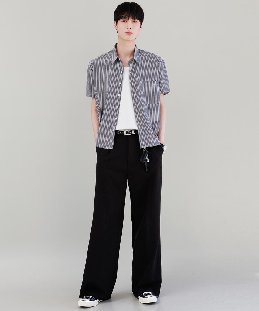 NODU Pin Stripe Crop Half Shirt [Black]
