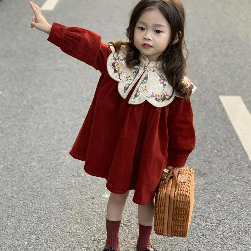 Girl's Chinese Style Cloud Shoulder Embroidered Collar Autumn And Winter Matching Dress Shawl Vintage Cloak Baby's Poncho
