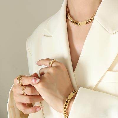 Übertriebene Kettenhalskette mit kaltem Wind, minimalistisches, leichtes Luxus-Armband-Schmuckset
