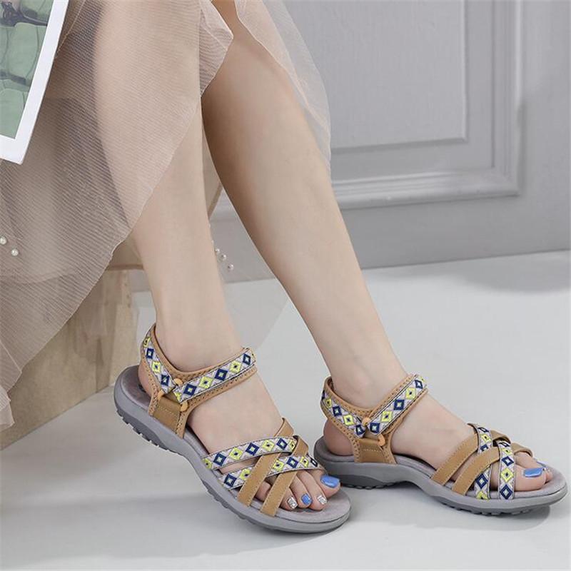 Euro Style Women Sandals Ladies 2024 Retro Flat Summer Shoes Woman Soft Gladiator Sandals Bohemian Print Walking Luxury