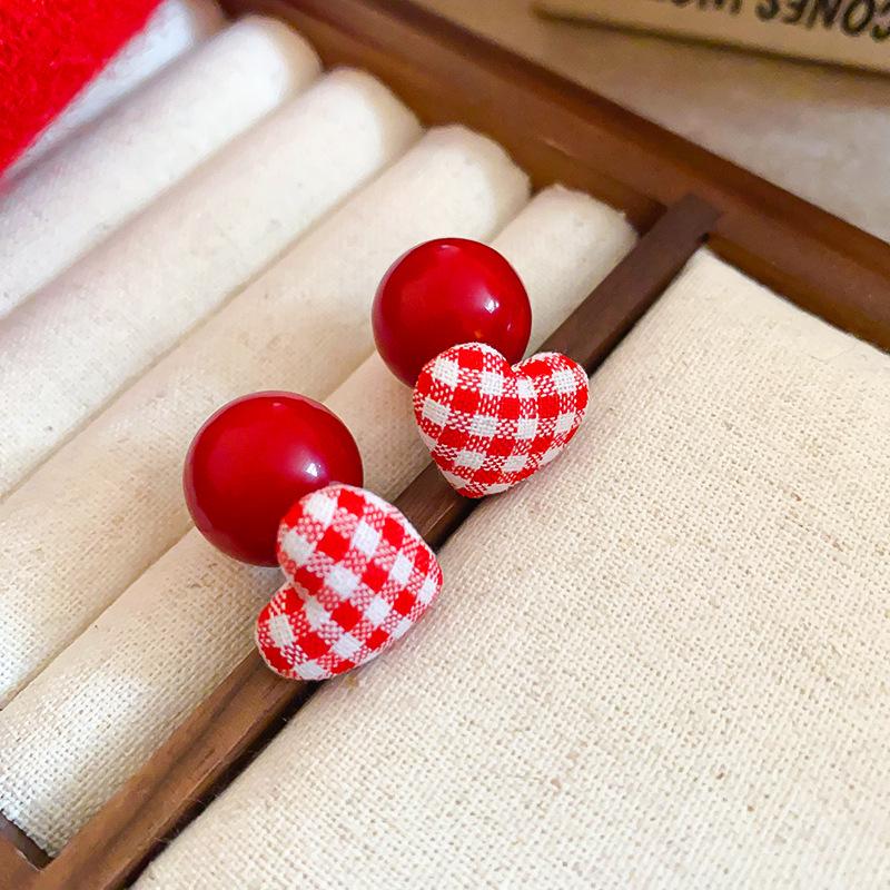 Silver Needle Red Drip Geometric Ear Cuffs - Retro Light Luxury Earrings for Women, Autumn/Winter Collection