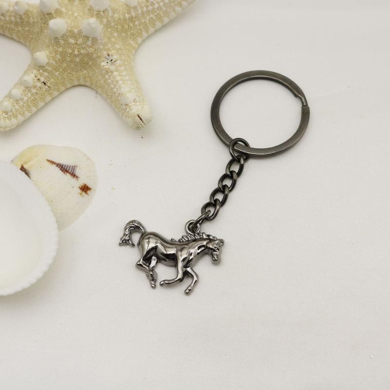 

New Fashion 3D Three-Dimensional Metal War-Horse Keychain Backpack Pendant Keyring Personalization Badge Key Chain Ring Gift чорний