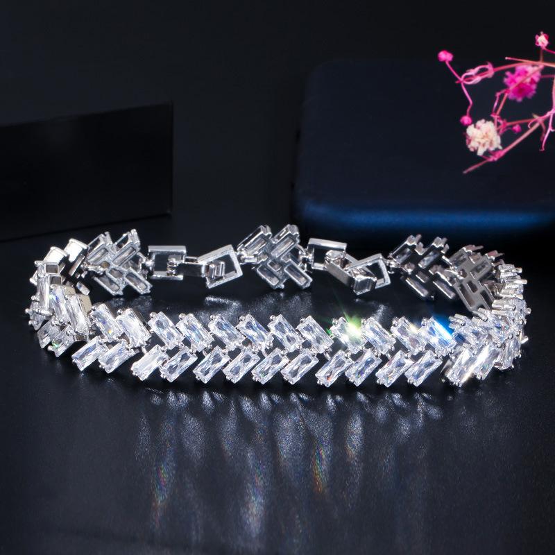 S0173 Popular Hand Jewelry Full Of Zircon Simple Platinum Plated Bracelet
