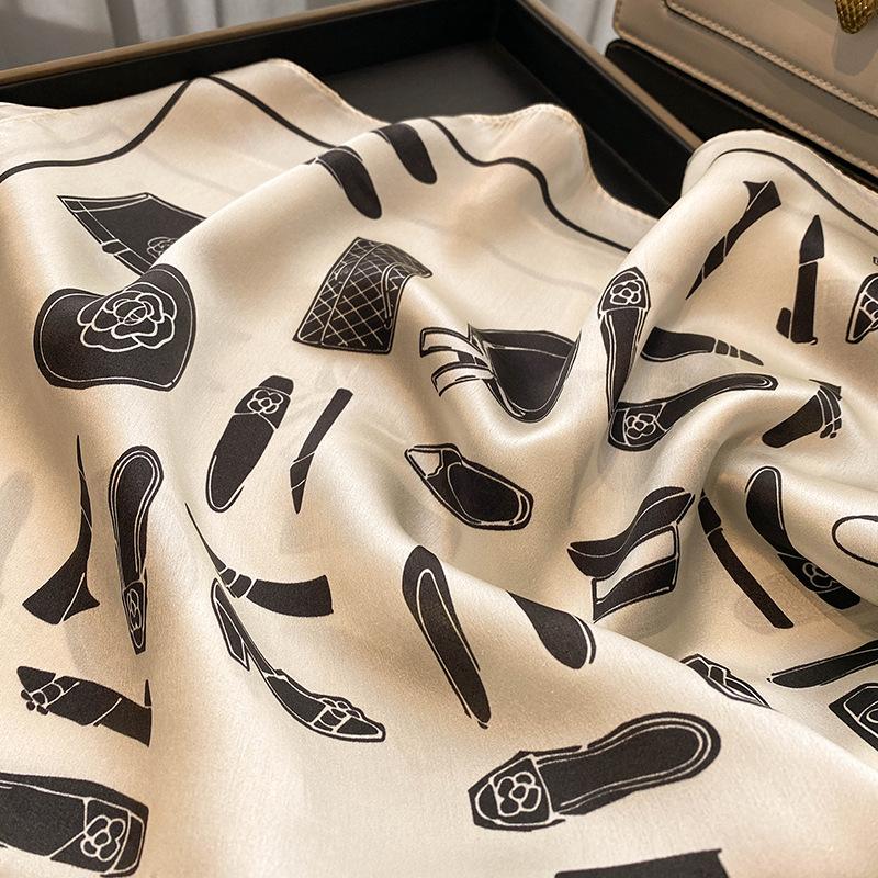 New French Xiaoxiang Camellia Silk Scarf 71 Satin Printed Mulberry Silk Square Scarf High-end Light Luxury Scarf Women