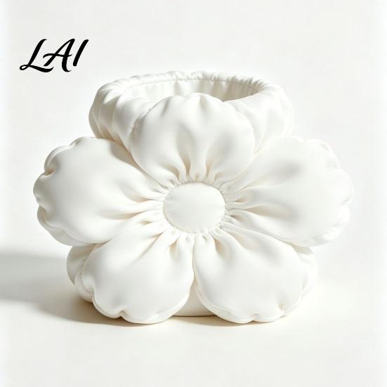 Decorative Flower Pencil Holder Satin Pen Holder Petal Design Desk Organizer Durable Soft Touch Desktop Storage PLA Container for Home Office
