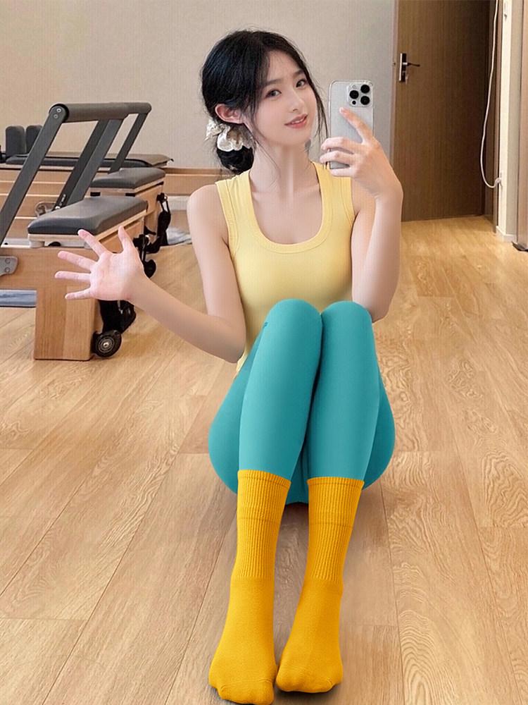 Dopamin-Yogaweste für Damen 2026: Neues ärmelloses Top mit Brustpolstern für Pilates & Fitness