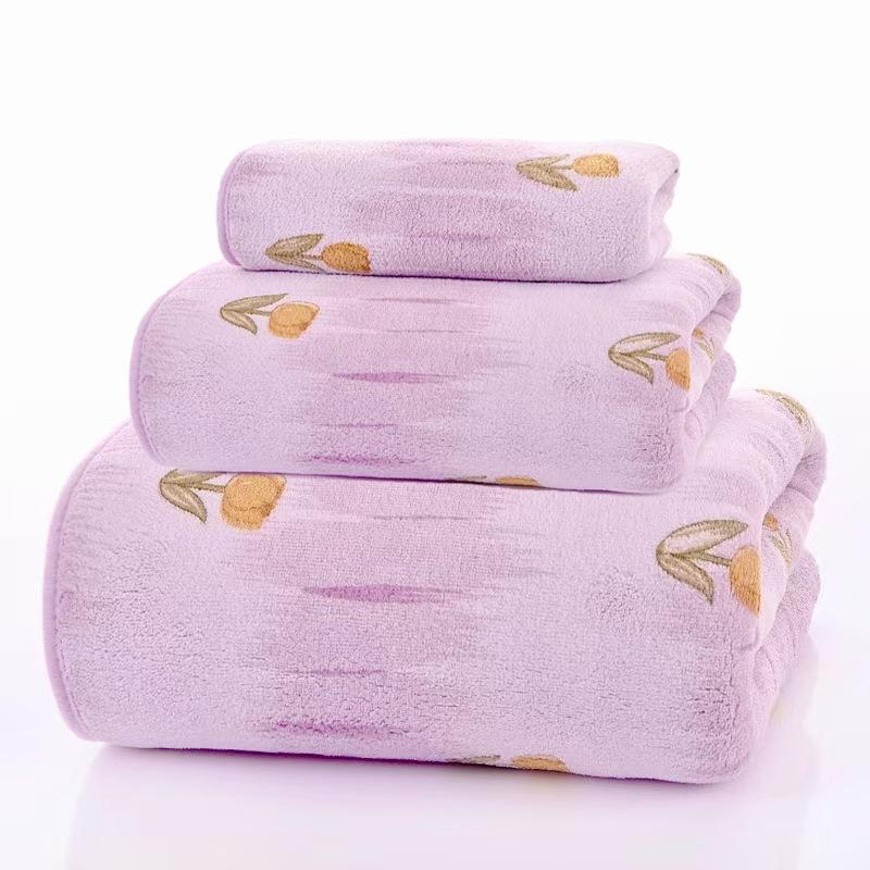 Floral Adult Bath Towel, Spring Ranunculus Bathroom Towel , Coral Absorbent Soft Full , Home Fingertip Towel
