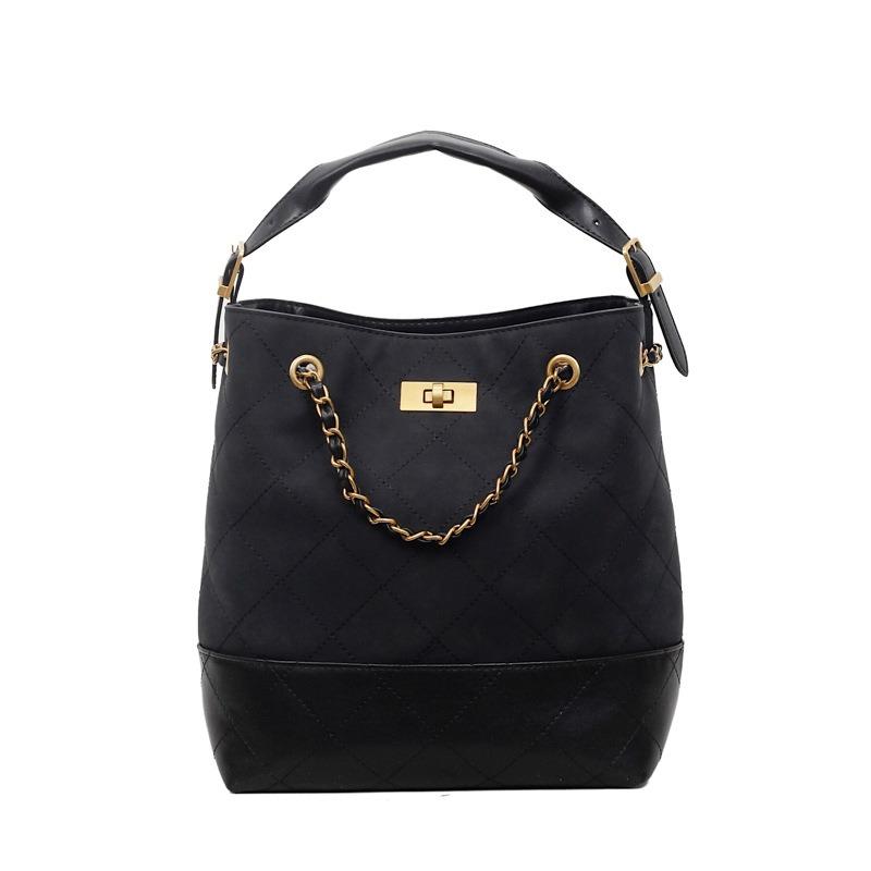 Summer New Diamond Chain Shoulder Bag Niche Design Large Capacity Flow Bucket Bag Versatile Bag