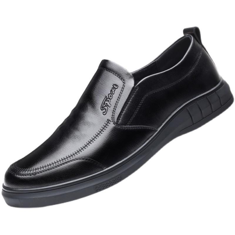 Men's Versatile Low-top Leather Shoes - Fashionable, Comfortable, Soft Sole for Middle-aged and Elderly.