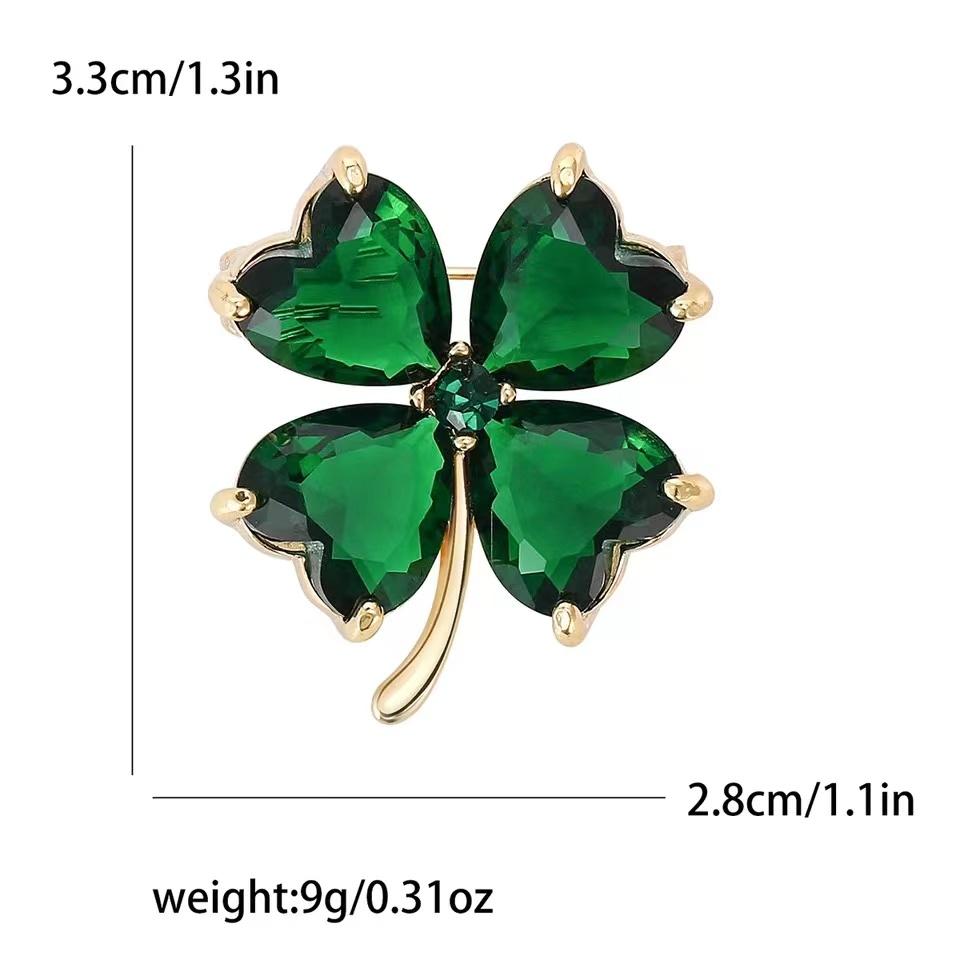 Delicate Green Crystal Lucky Four Leaf Clover Brooches for Women Retro Emerald Heart Lapel Pin Female Wedding Clothing Jewelry