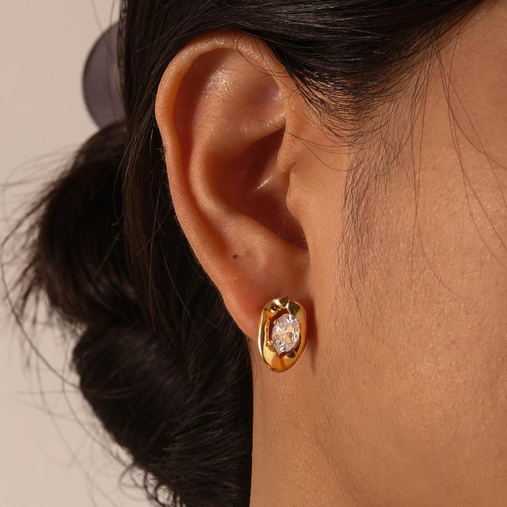 Stainless Steel Oval White Zirconia Stud Earrings,Fashion Versatile Dazzling Circle Earrings with Zirconia,Minimalist Earring