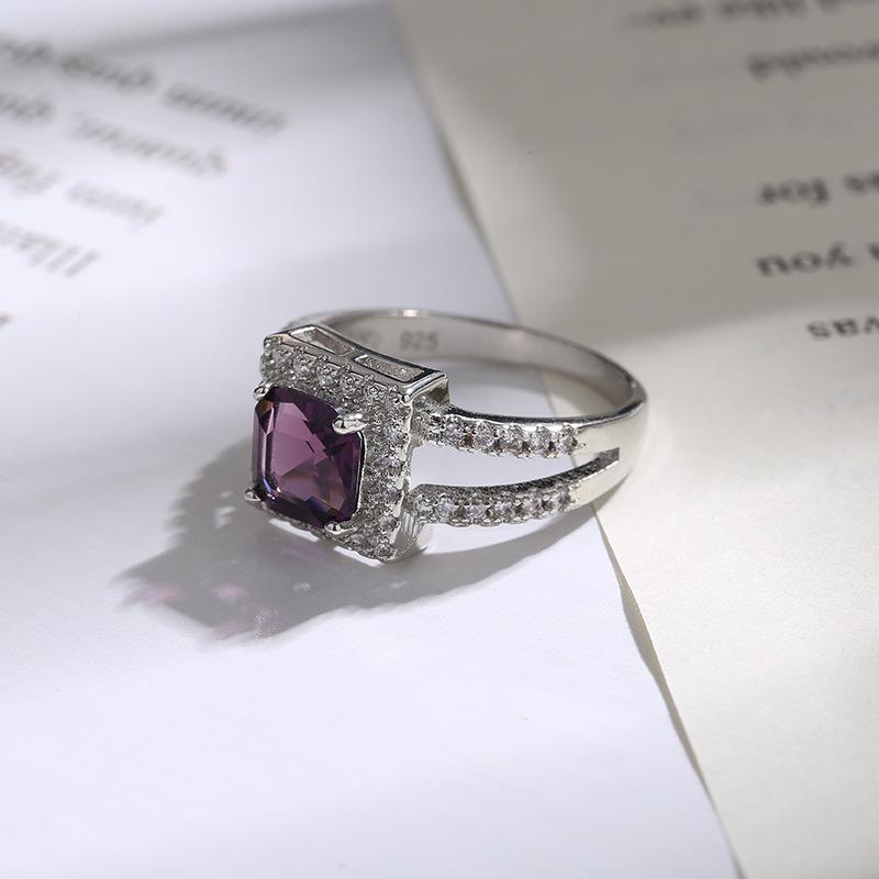 New Candy Zircon Fashion Ring: Elegant European & American Style for Women