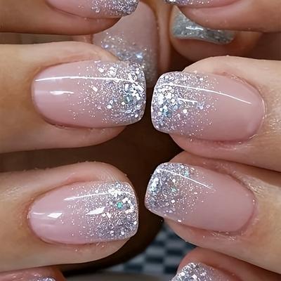 24 шт. Нігтьової пластини тілесного кольору. Срібна голова. Коротка імітація нігтів. Французькі накладні тіпси.