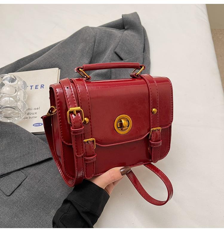 Niche High-end Design Handbag Bag Women's Versatile Trend Small Square Bag Retro Shoulder Messenger Bag