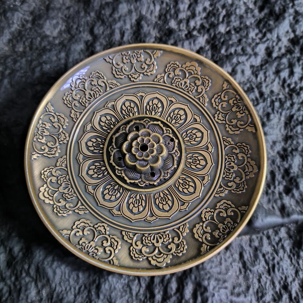 10cm Dragon and Phoenix Sandalwood Incense Burner Metal Incense Sticks Holders Can Use for Ashtray Plate Cup Base Home Decor