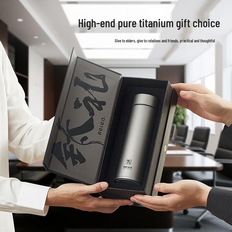 Pure Titanium Insulated Water Bottle with Tea Infuser and Temperature Display