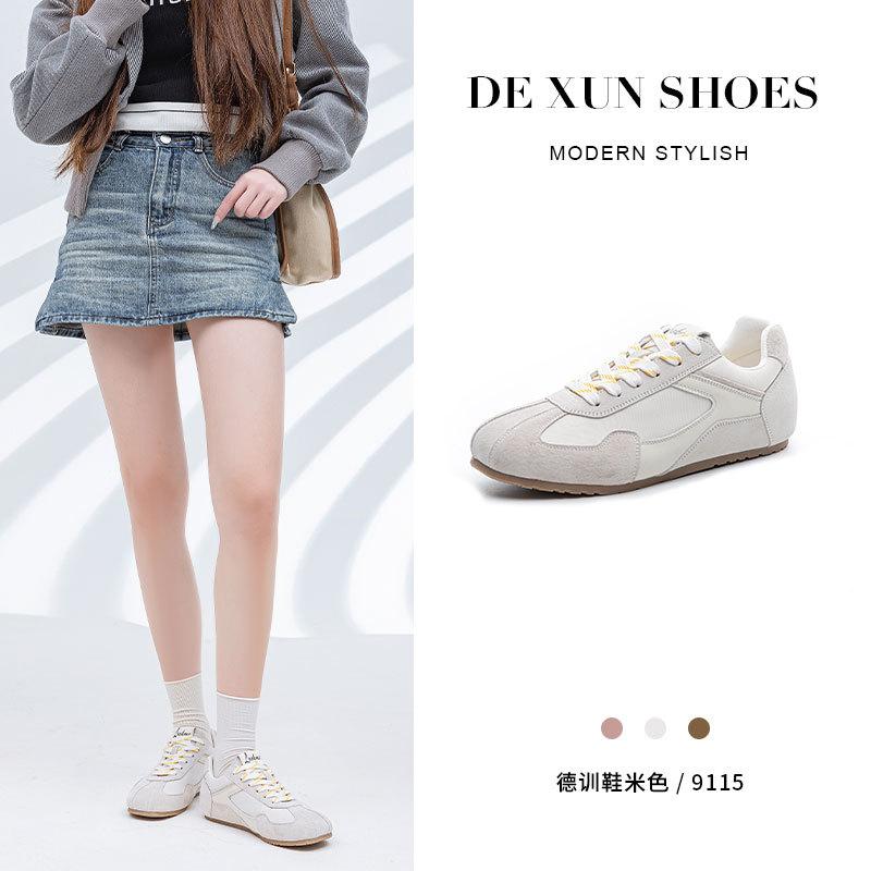 Flat bottom versatile fashion ballet training shoes women's daily sports Forrest Gump shoes retro soft sole not tired feet casual shoes