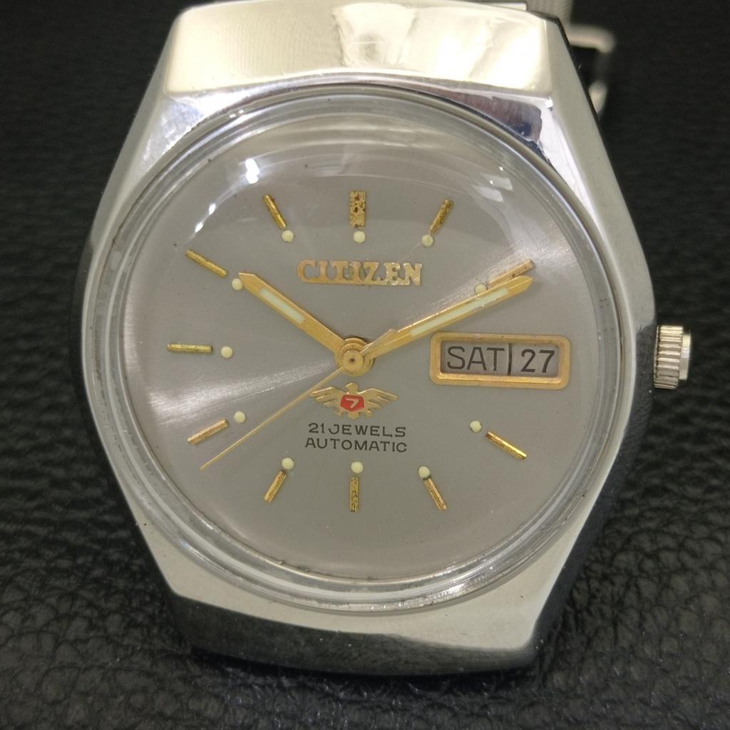 JAPAN VINTAGE CITIZEN AUTOMATIC 8200 MENS ORIGINAL DIAL WATCH A702161-5 R208-a702161