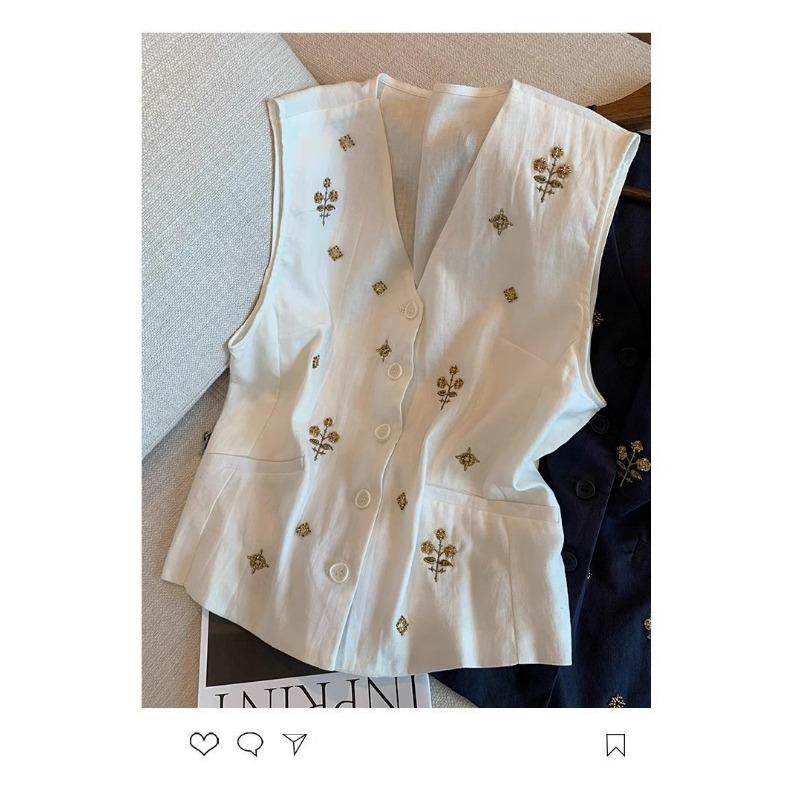 Women Floral And Star Embroidered V Neck Button Front Sleeveless Vest M белый