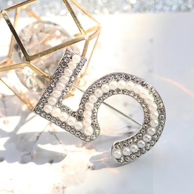 Frauen 5 Figur Faux Perle Strass Abzeichen Brosche Pin Kleidung Schmuck
