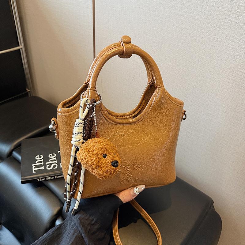 Popular Fashion Bag Women's Handbag 2025 New Messenger Bag Bucket Bag High-end Texture Simple Temperament Bag