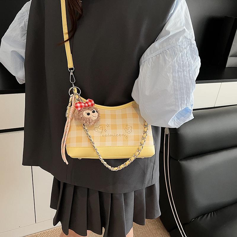 Premium foreign style small bag women's 2025 new summer versatile shoulder armpit bag commuter super fire bucket bag