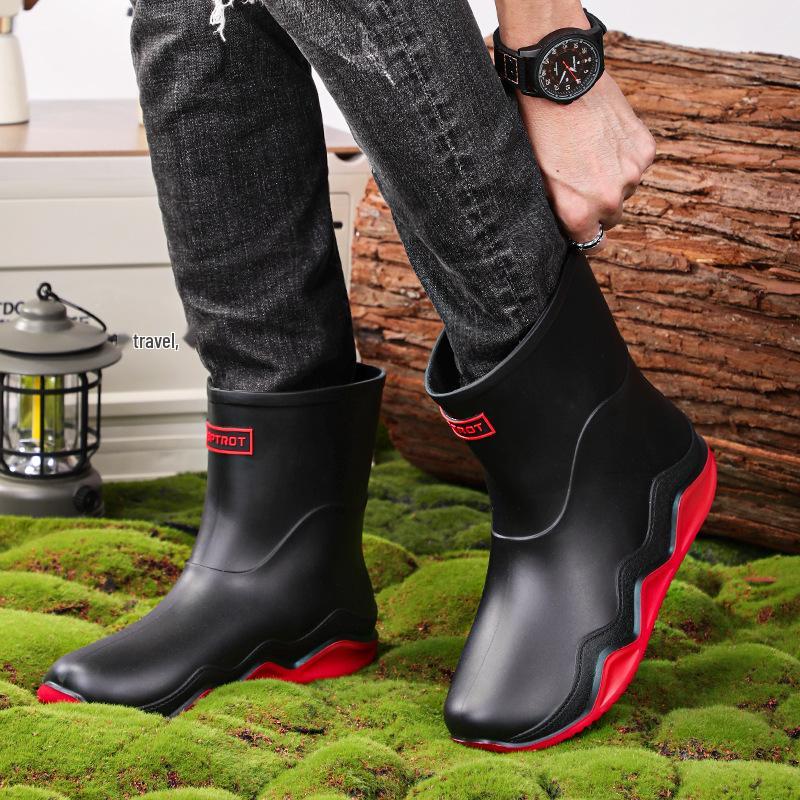 Men's Waterproof Non-Slip Boots with Fleece Lining for Outdoor Activities