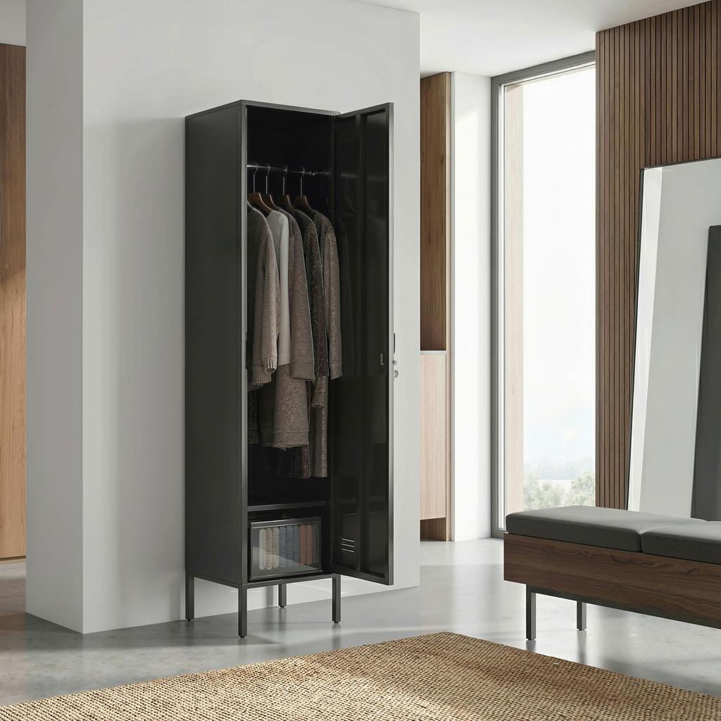 Metal Locker with Lockable Door and Clothes Rail, Single Steel Locker for Home or Office, Black