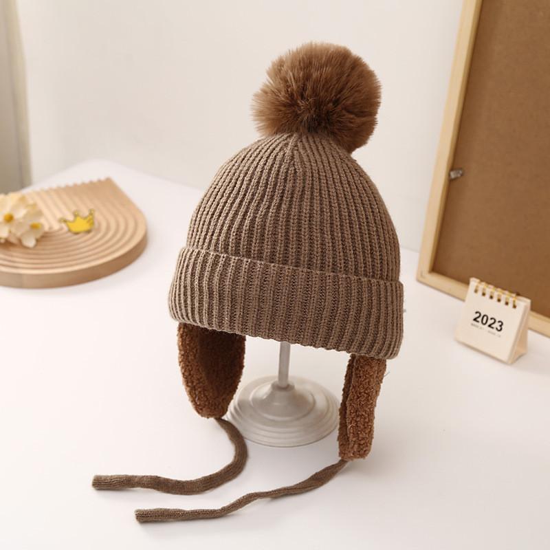 

Childrens Knit Hat With Fleece Lining For Winter Warmth And Windproof Protection For Kids коричневий