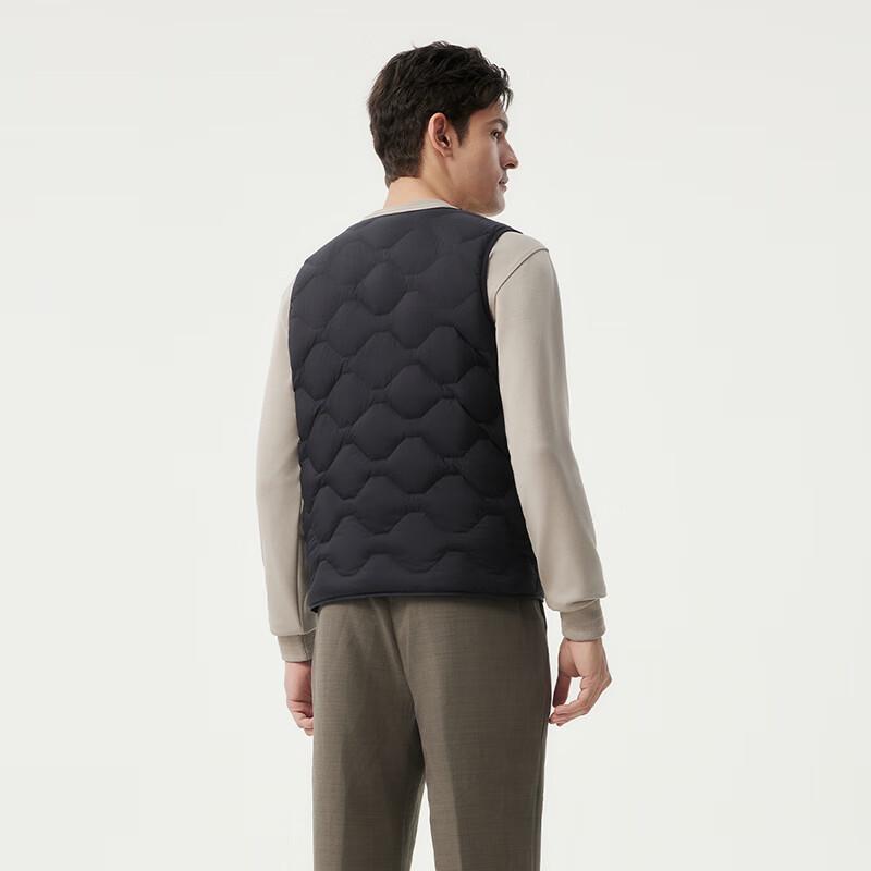 Tambor Men's Lightweight Collarless Down Vest