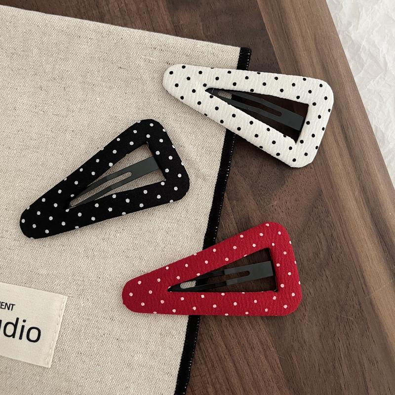 2/4/8Pcs Cute Polka Dot Triangle Hair Clip For Girls, New Fabric Hair Accessories For Bangs And Side Hair, Lovely Hairpin Headwe