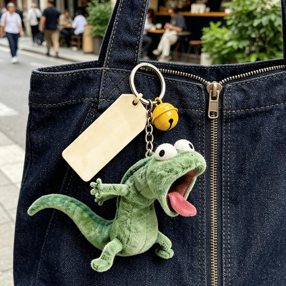 Lustiges Zunge-Spuckendes Eidechsen-Plüschanhänger Kreativer Hässlicher Und Niedlicher Chamäleon-Schlüsselanhänger Taschendekoration Puppe Geschenk beige
