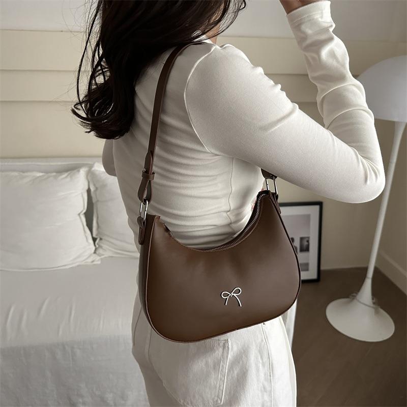 Niche Design Single Shoulder Armpit Bag Women's New Trendy Niche Design Simple and Beautiful Single Shoulder Crescent Bag
